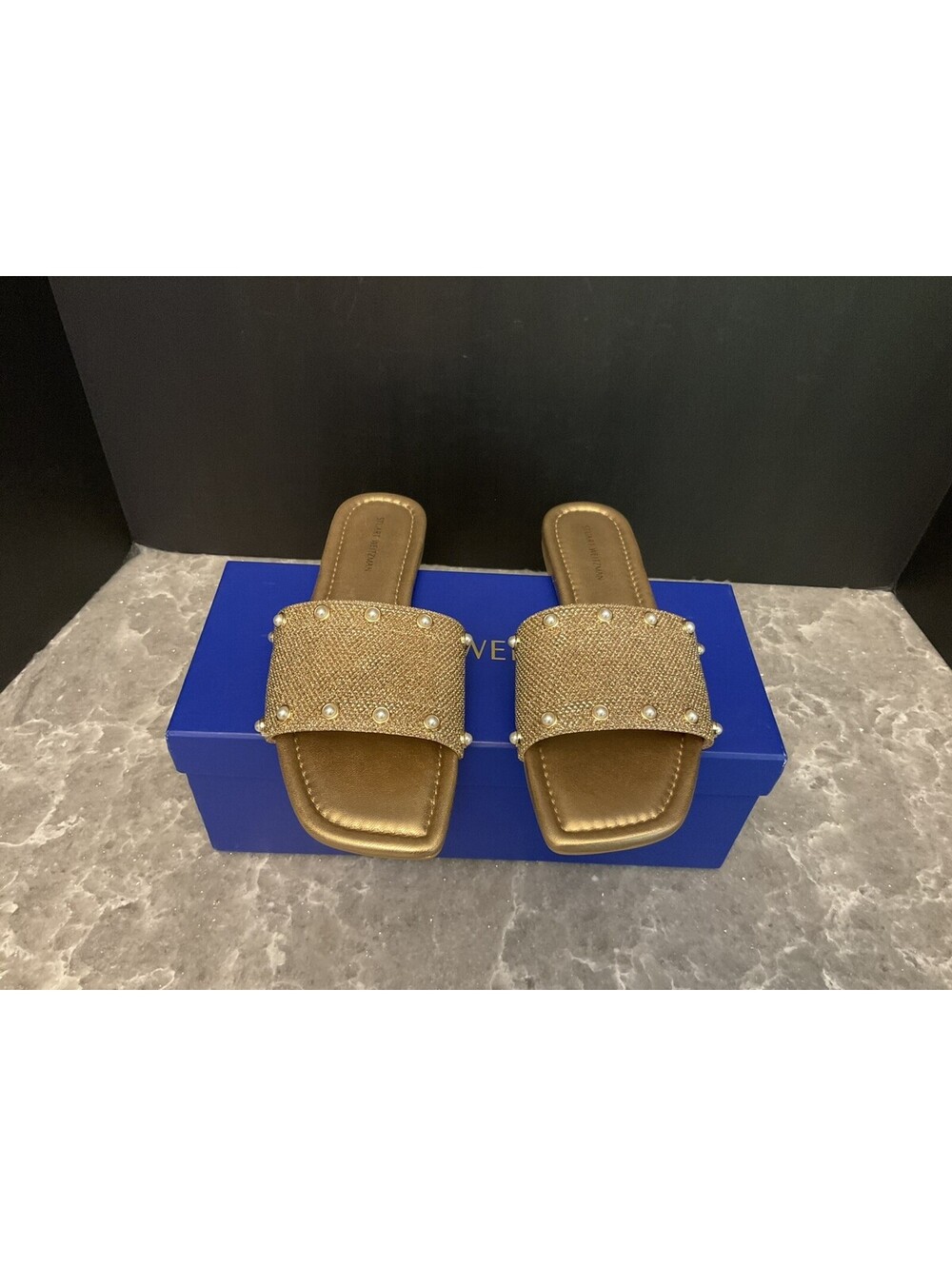 New! Womens STUART WEITZMAN Pearl Slide Sandals In Platinum Gold. Size 6.5B.
